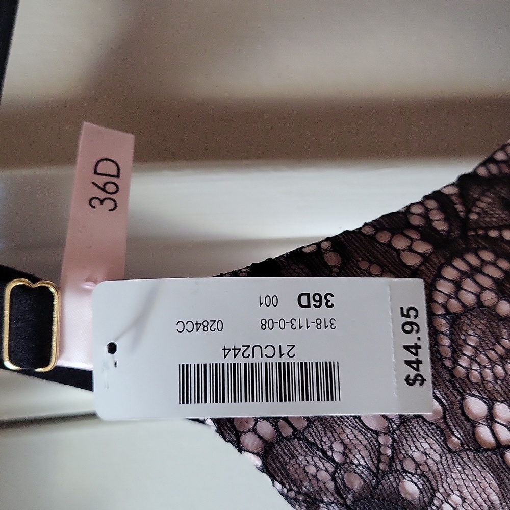 La Vie En Rose Pink and Black Lace Bra, Size 36D, New With Tags - Picture 3 of 8
